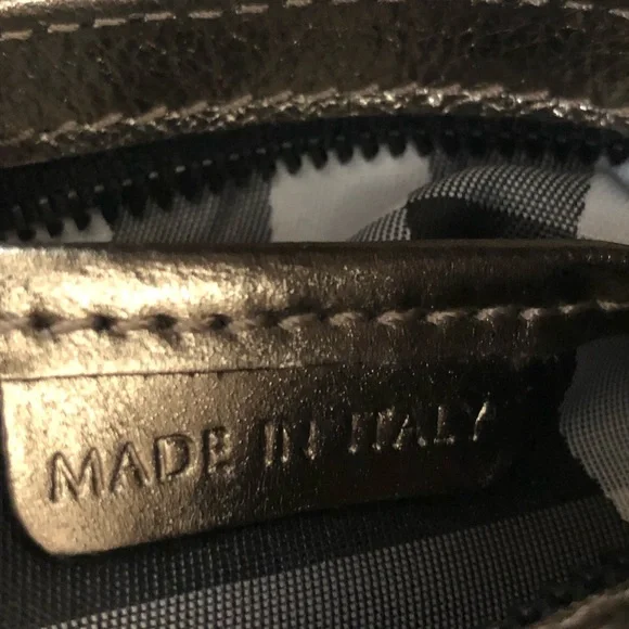 Burberry Handbag Metallic Goldstone Color Rare - Picture 9 of 16